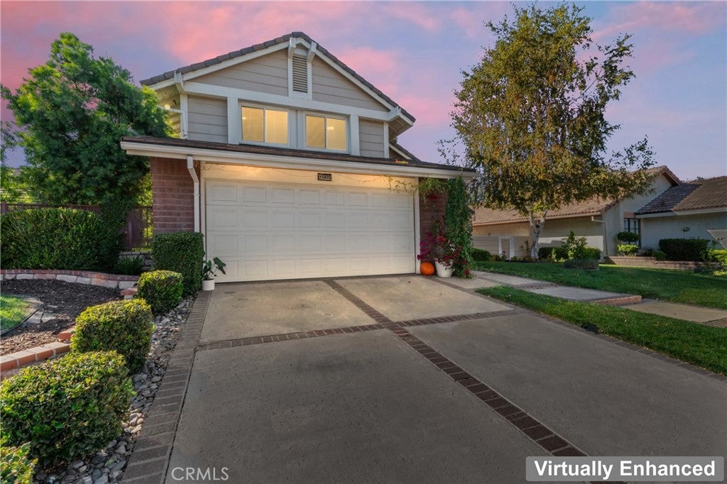 25825 Via Cruz, Valencia