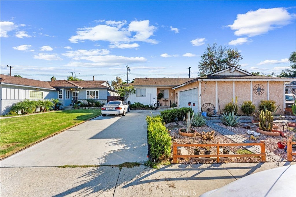 11542 169th, Artesia