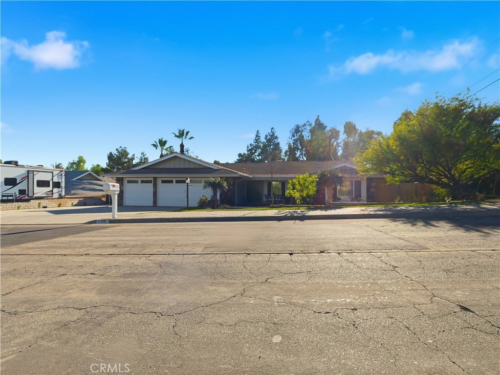 7166 Alviso Avenue, Jurupa Valley