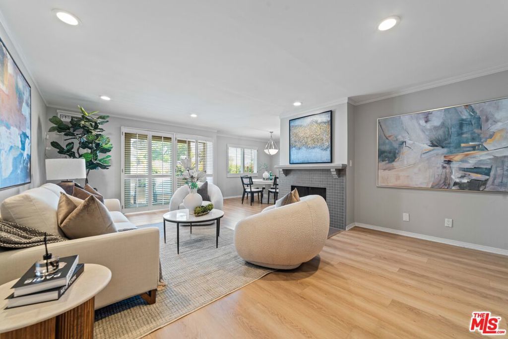 Photo of Listing #25605179