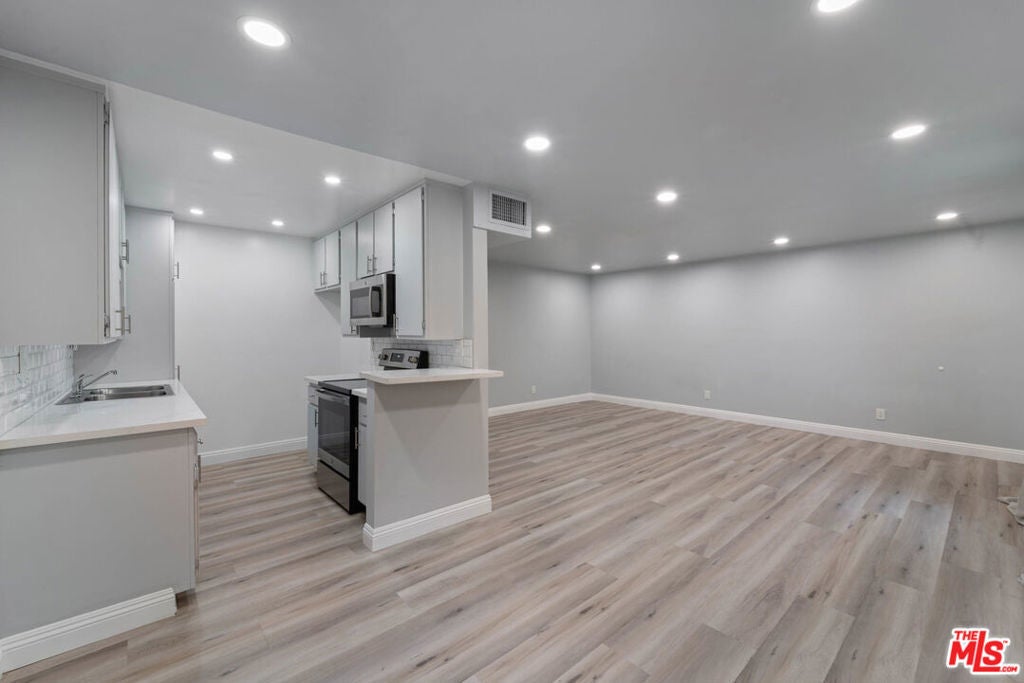 Photo of Listing #25605107