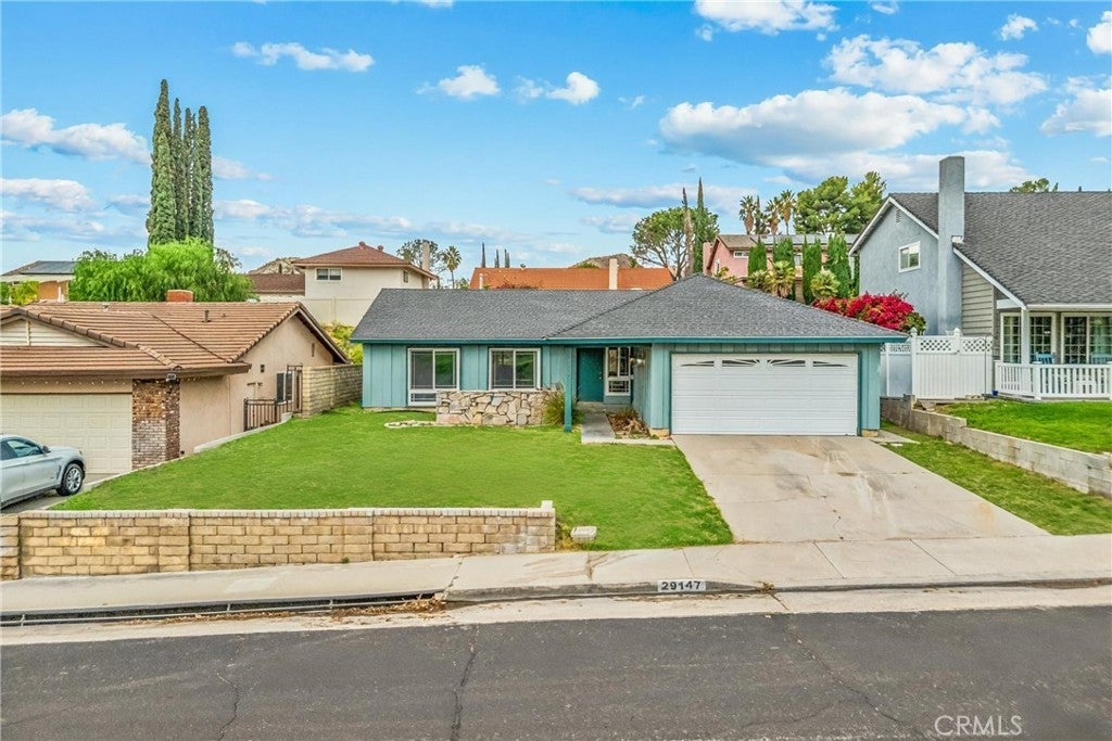 Photo of Listing #SR25197411