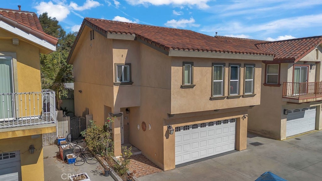 Photo of Listing #DW25238528