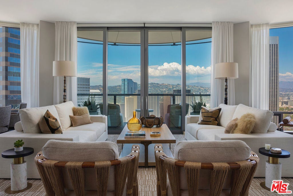 Photo of Listing #25604597