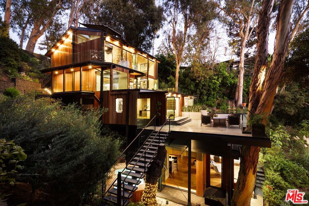 Photo of Listing #25603877