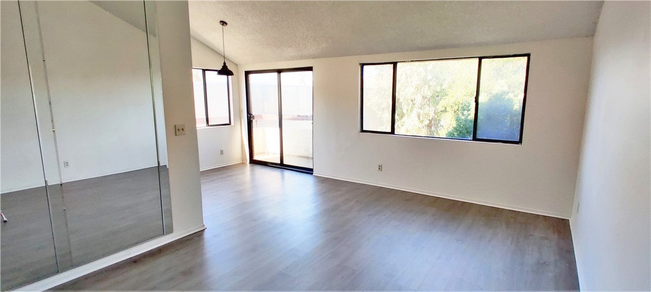 Photo of Listing #SB25238801