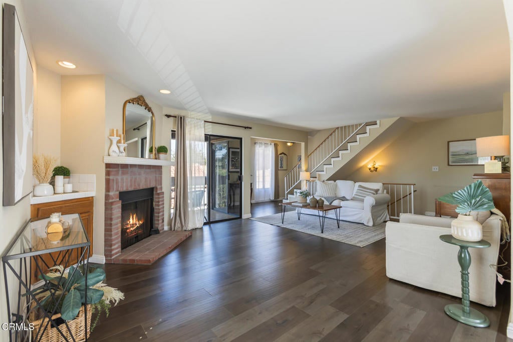 1005 Monterey Road # 1, Glendale