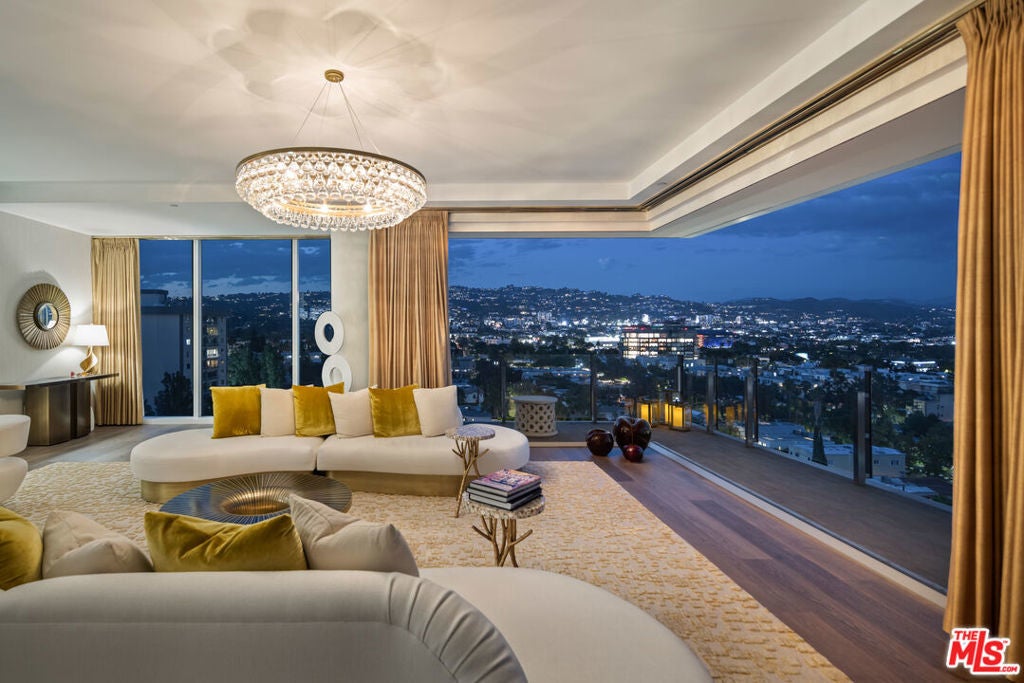 Photo of Listing #25604459