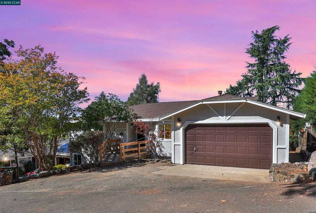 Photo of Listing #41114656