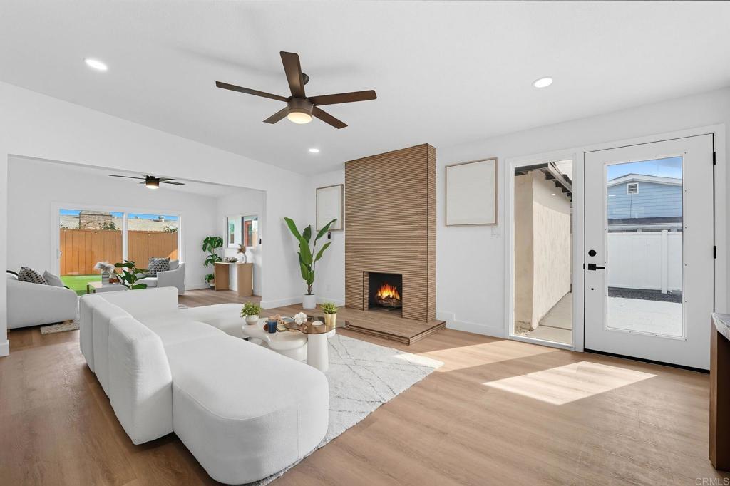 Photo of Listing #PTP2507808