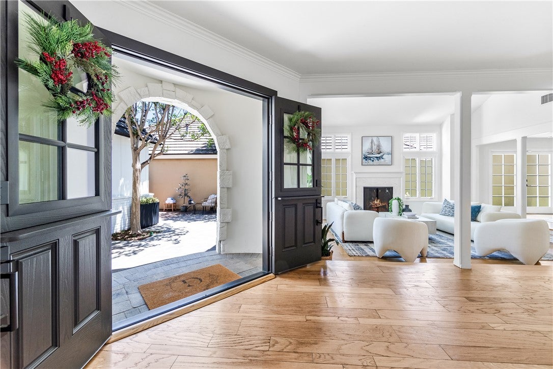 Photo of Listing #OC25239384