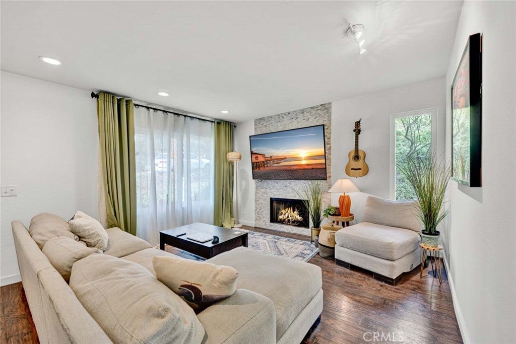 Photo of Listing #OC25239283