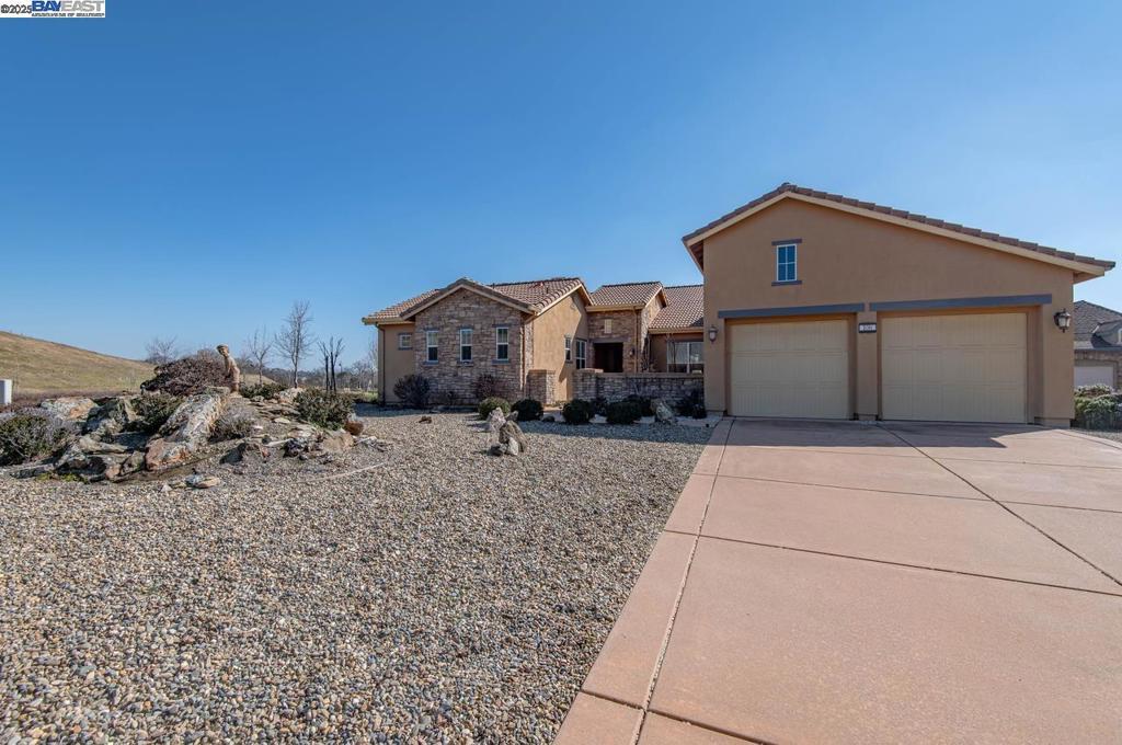 Photo of Listing #41114713