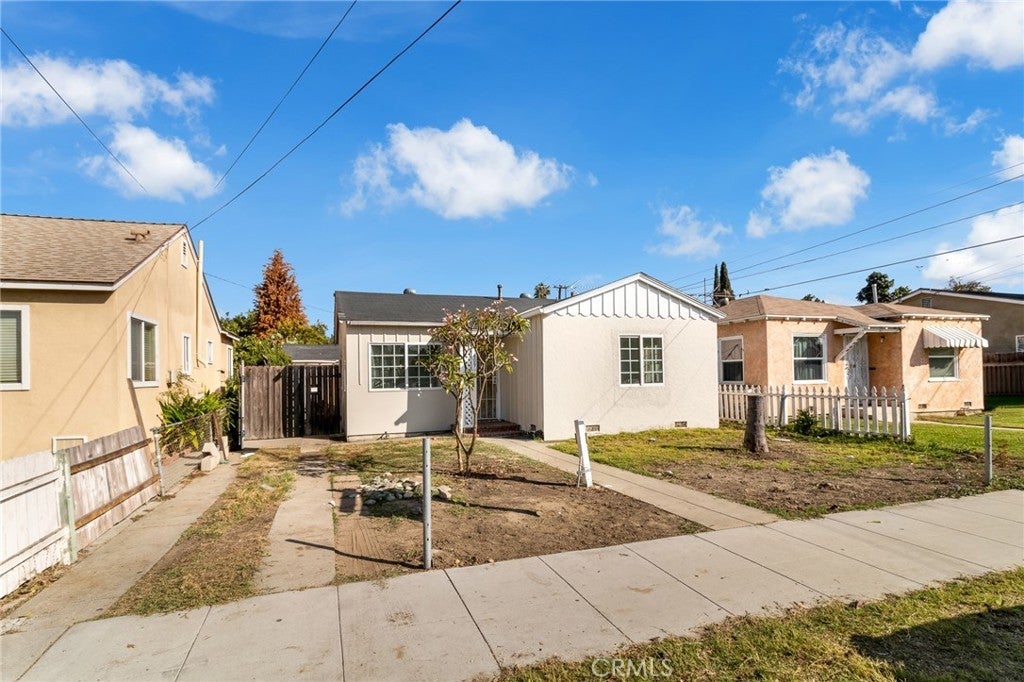 Photo of Listing #DW25239830