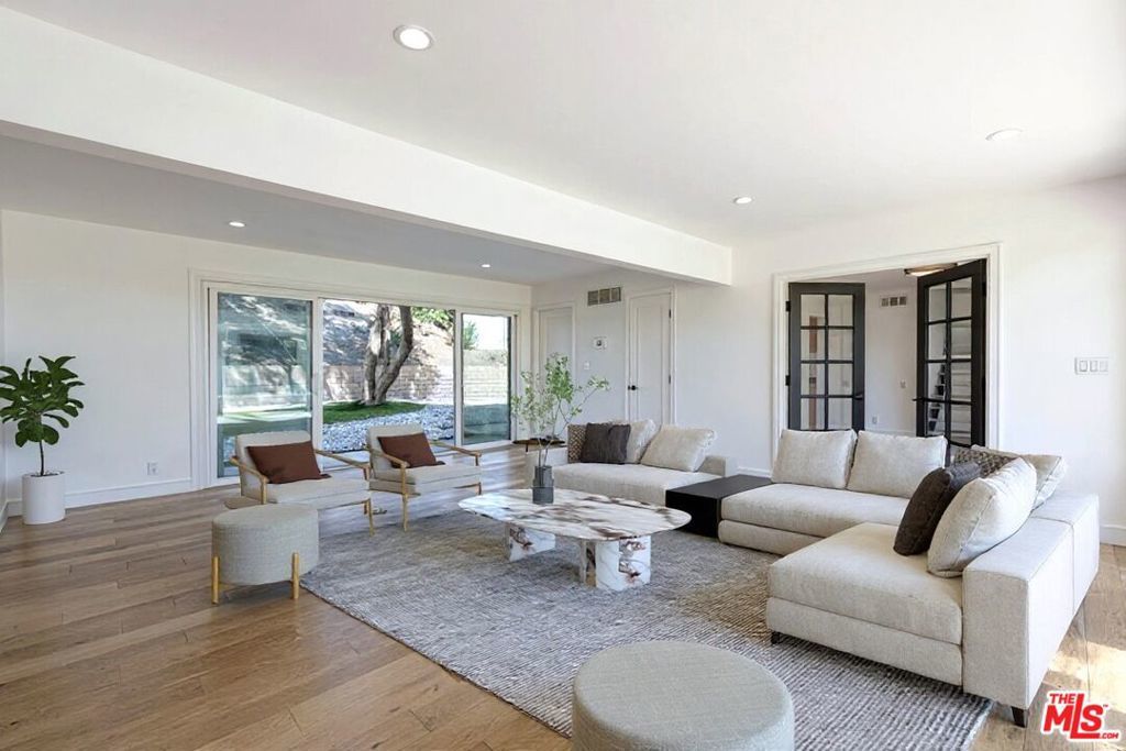 Photo of Listing #25604301