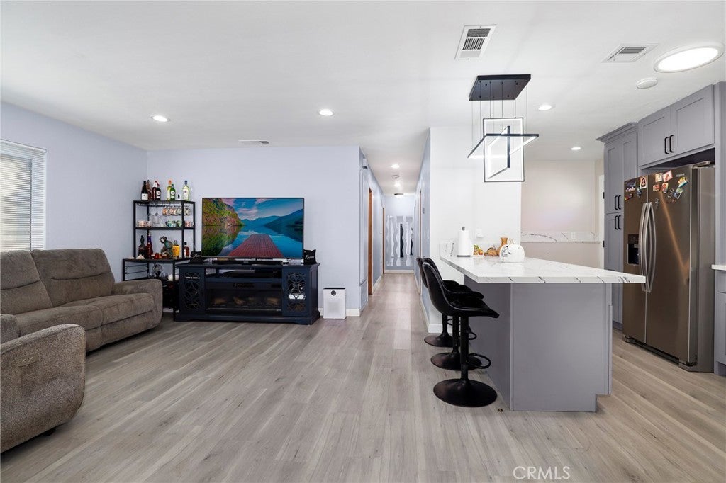 Photo of Listing #PW25236965