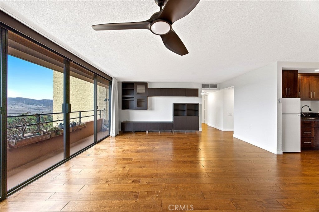 Photo of Listing #OC25239169