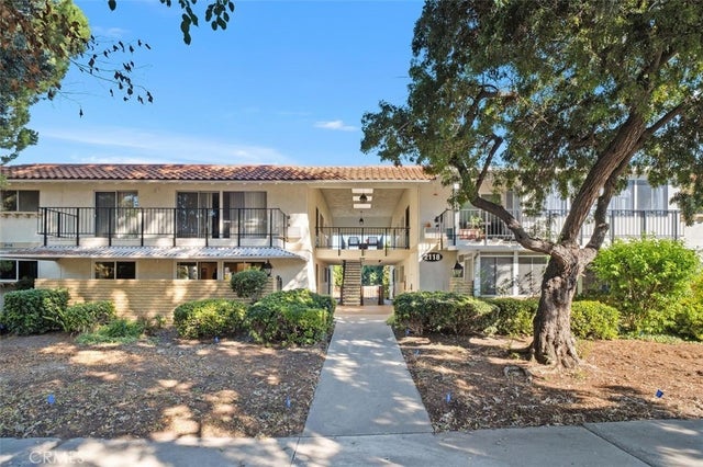 2118 Via Puerta #d, Laguna Woods