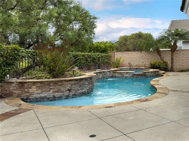 26611 Strafford, Mission Viejo