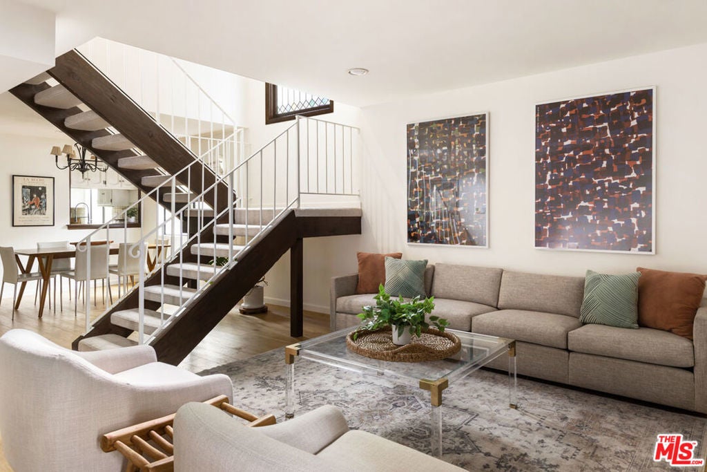 Photo of Listing #25606637