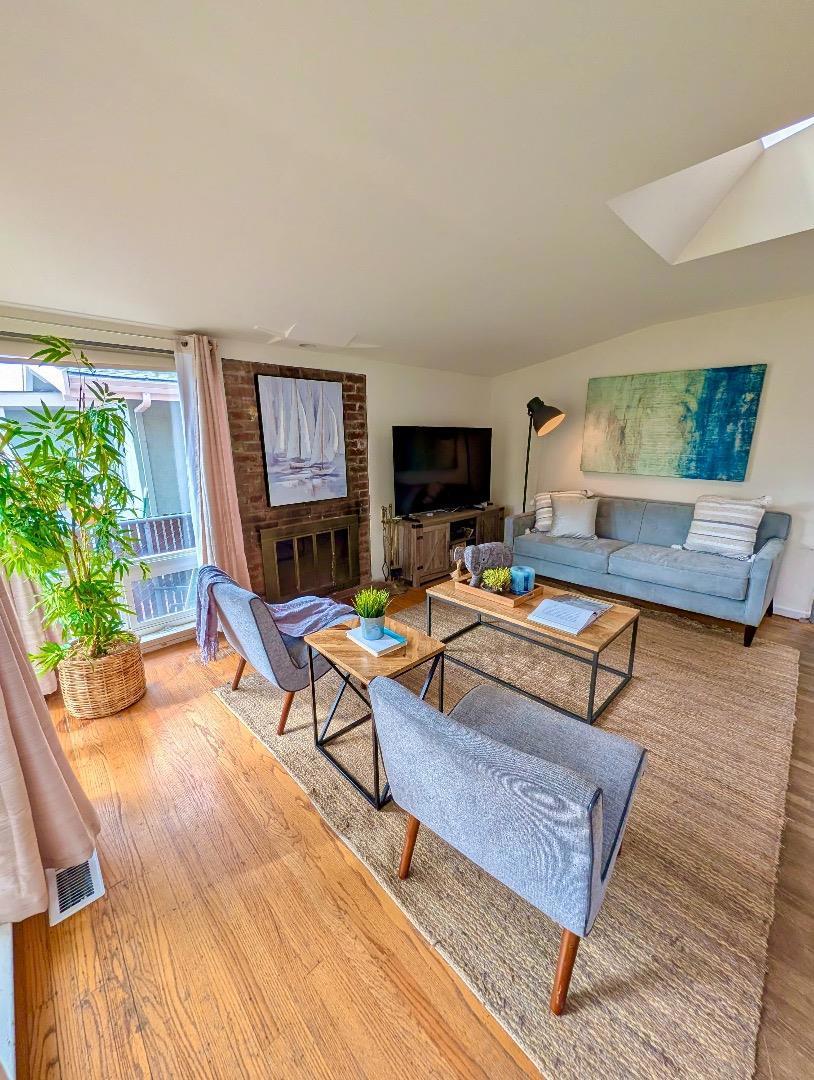 Photo of Listing #ML82023463