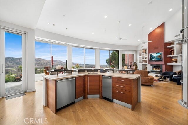 Photo of Listing #PW25235199