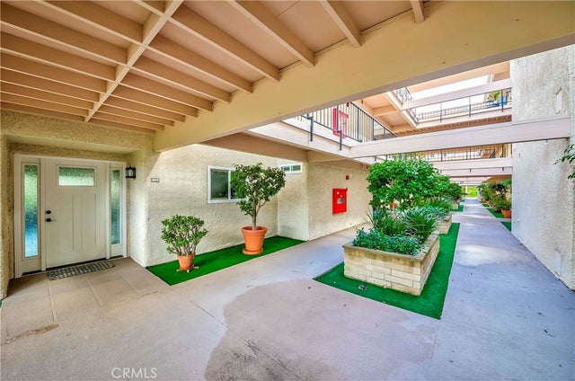 5519 Paseo Del Lago # 1a, Laguna Woods