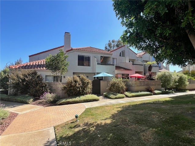 16083 Crete, Huntington Beach