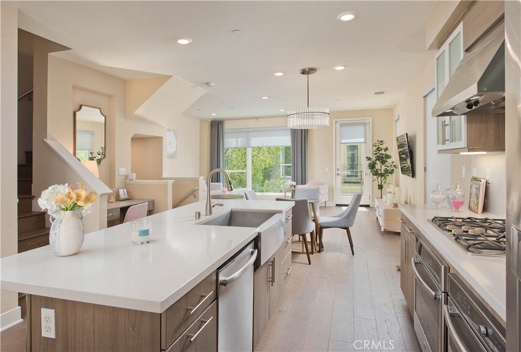 Photo of Listing #SR25240758