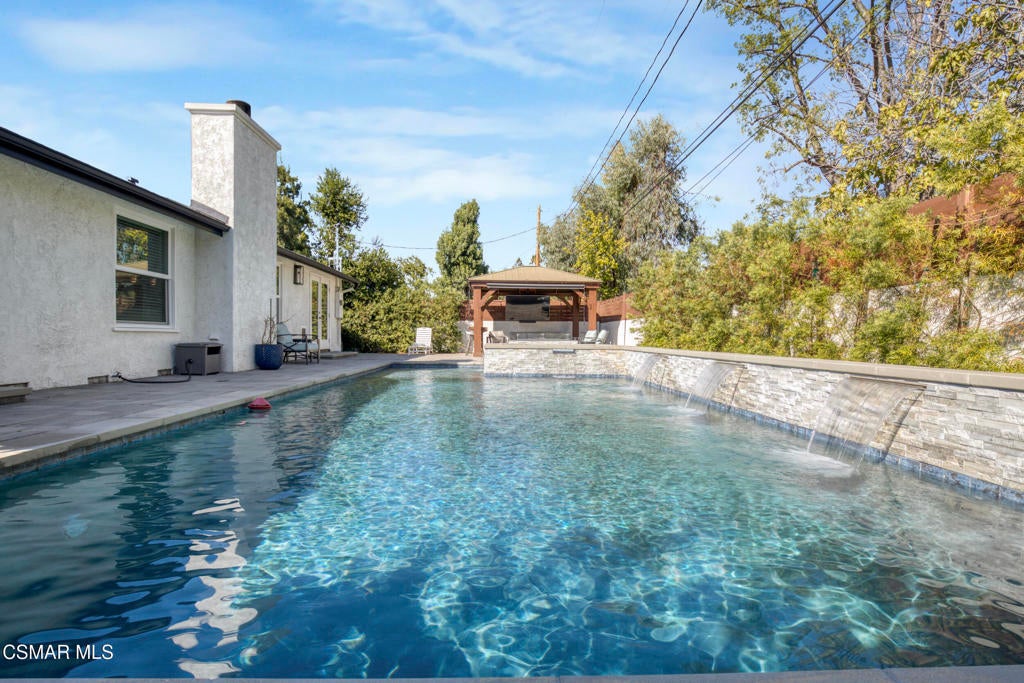 Photo of Listing #225005211