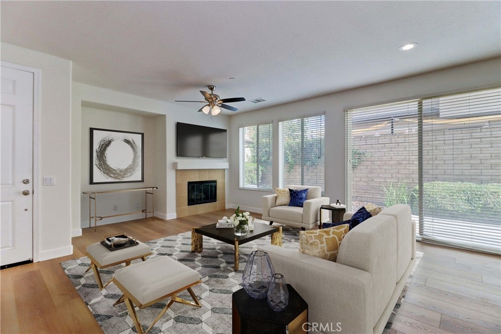 Photo of Listing #PW25239958