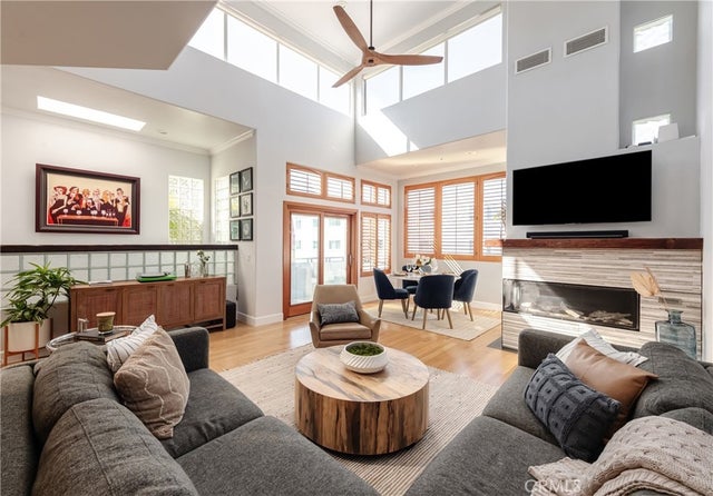 716 Manhattan Beach Blvd, Manhattan Beach.