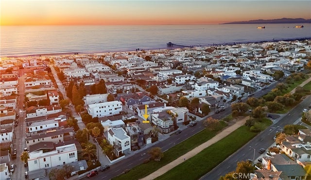 540 5th Place, Manhattan Beach.