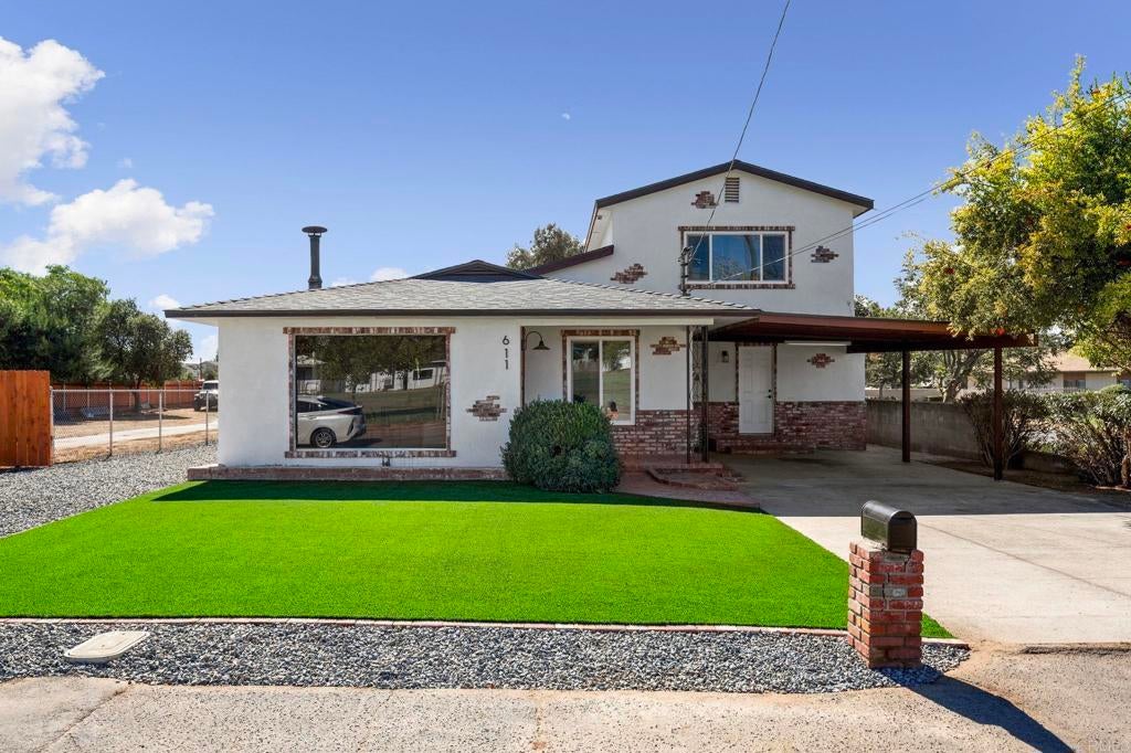 Photo of Listing #PTP2507861