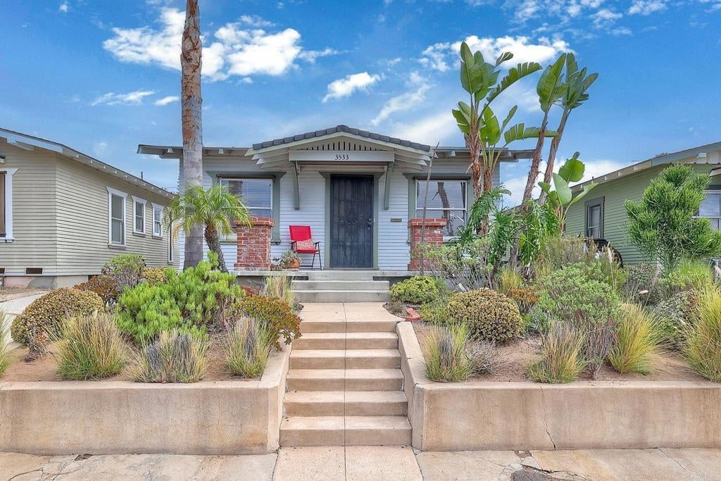 Photo of Listing #PTP2507864