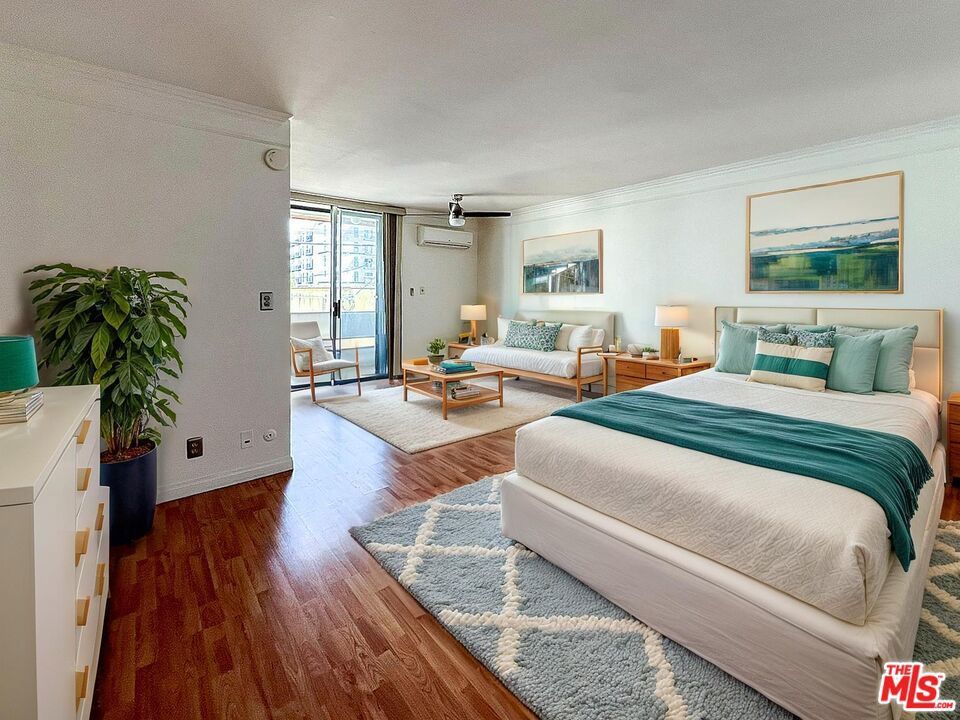 360 Kenmore Avenue # 209, Los Angeles