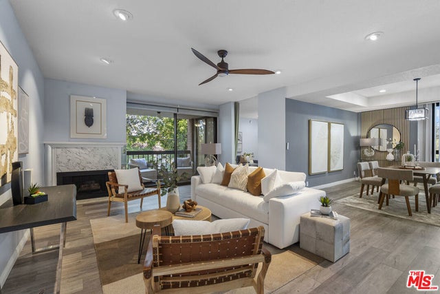 4477 Wilshire Boulevard # 203, Los Angeles