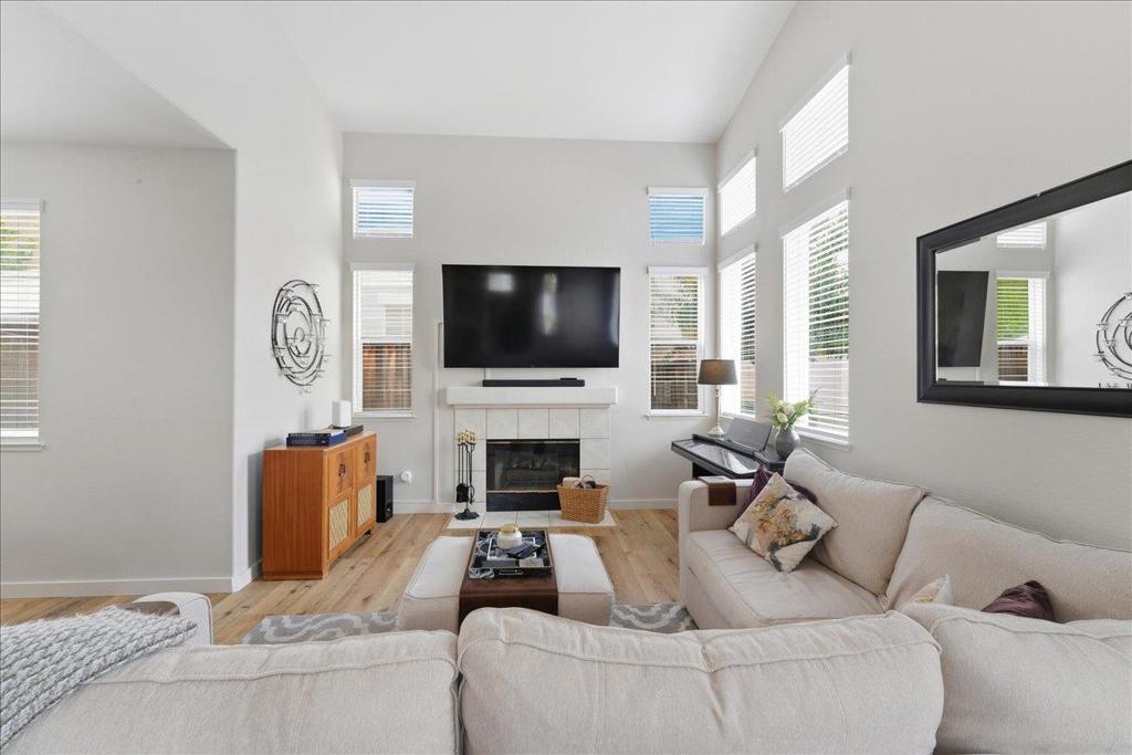 Photo of Listing #ML82025025