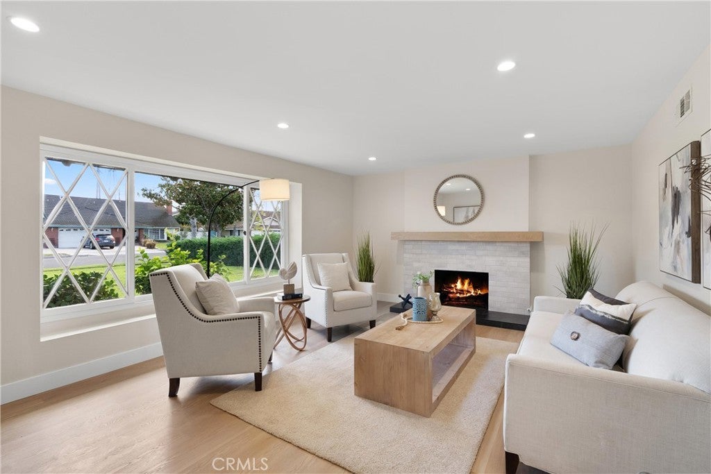 Photo of Listing #OC25240243