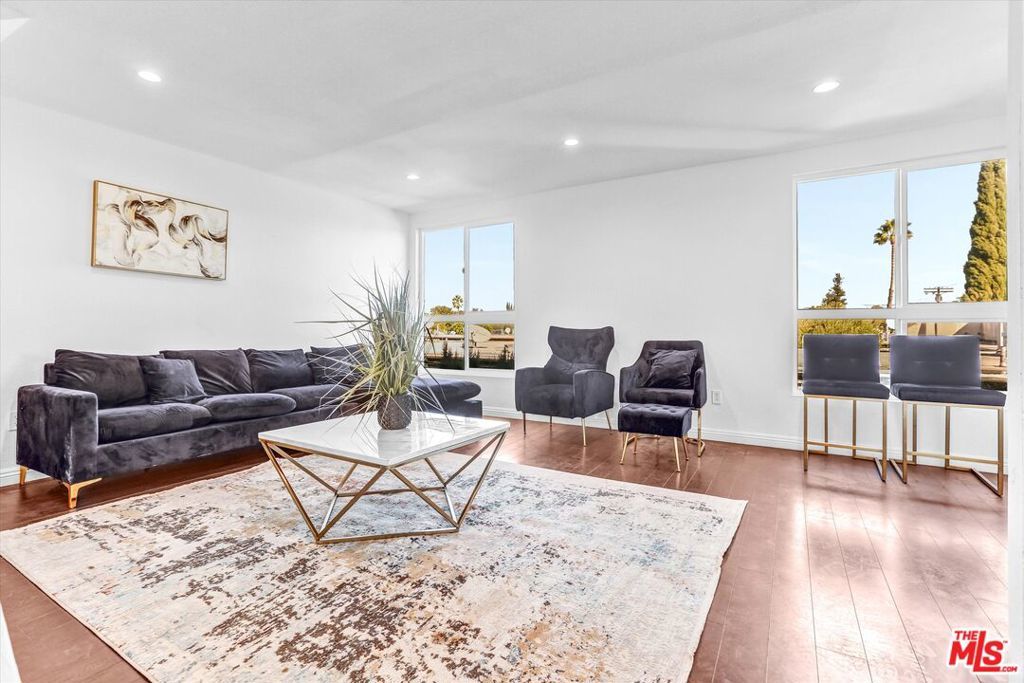 Photo of Listing #25607153