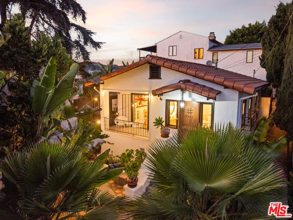 3801 Effie Street, Los Angeles