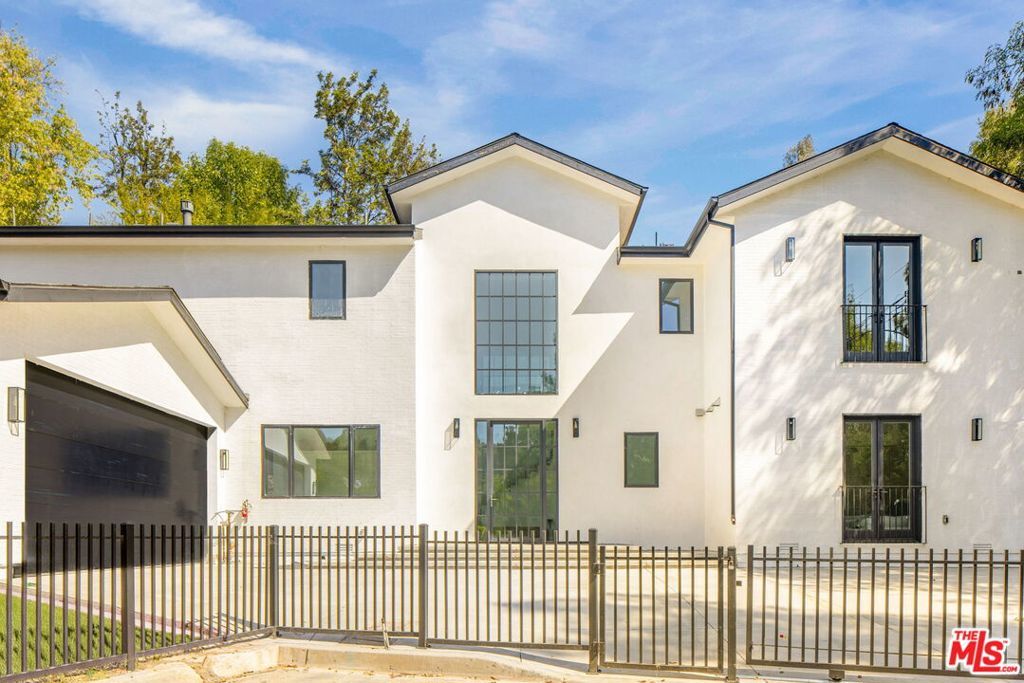 Photo of Listing #25606763