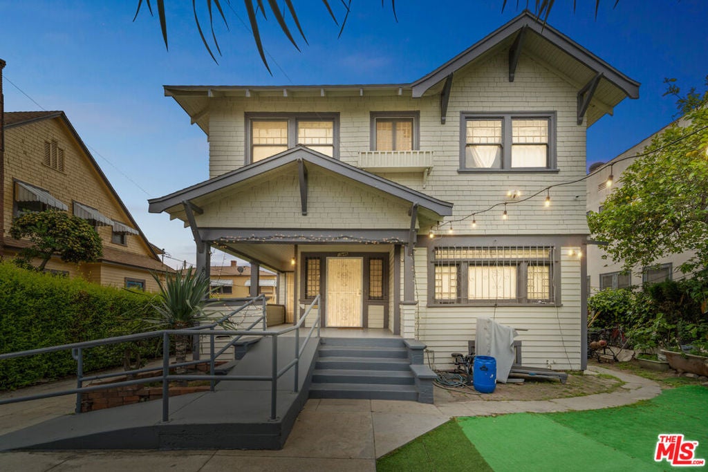 Photo of Listing #25607227