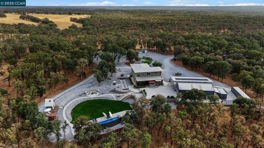 Photo of Listing #41114967