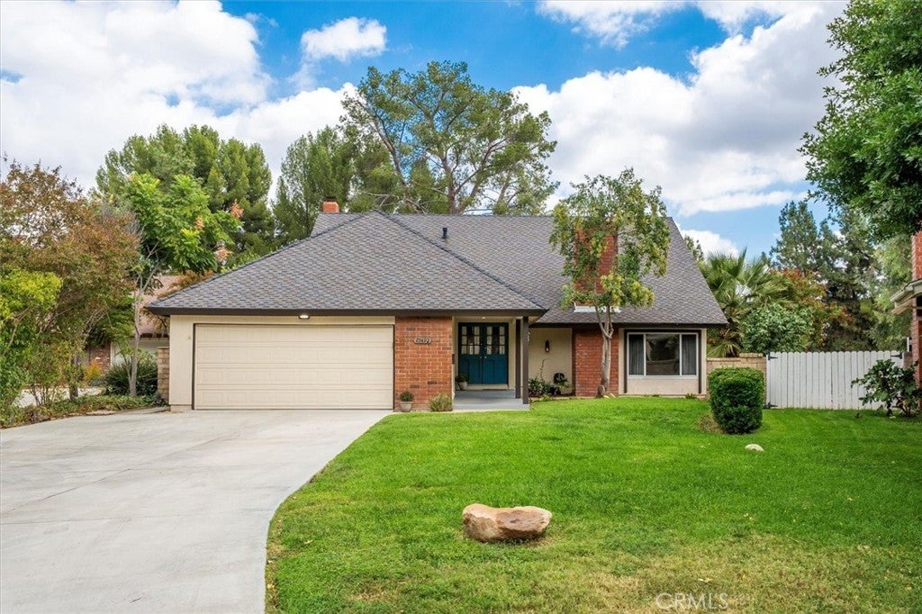 Photo of Listing #SR25241261