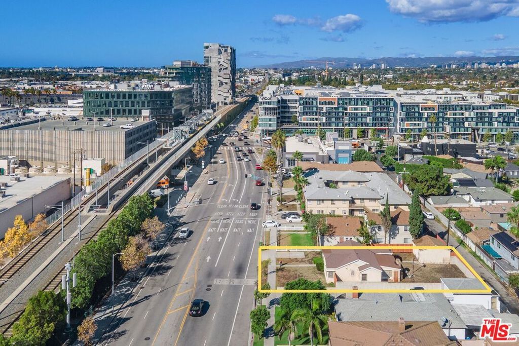 Photo of Listing #25604559