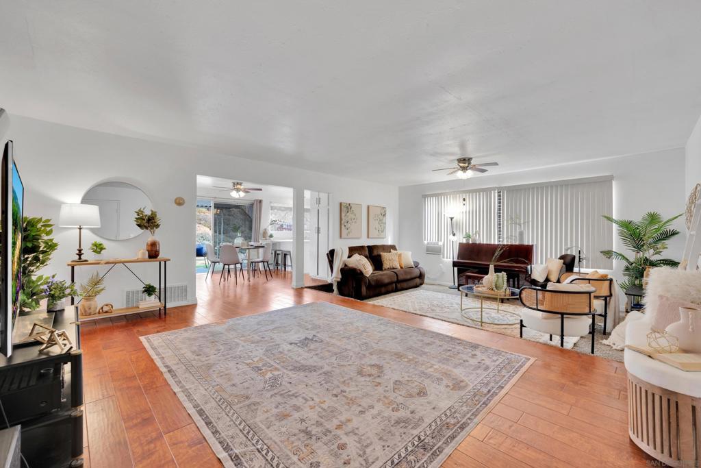 Photo of Listing #250041899SD