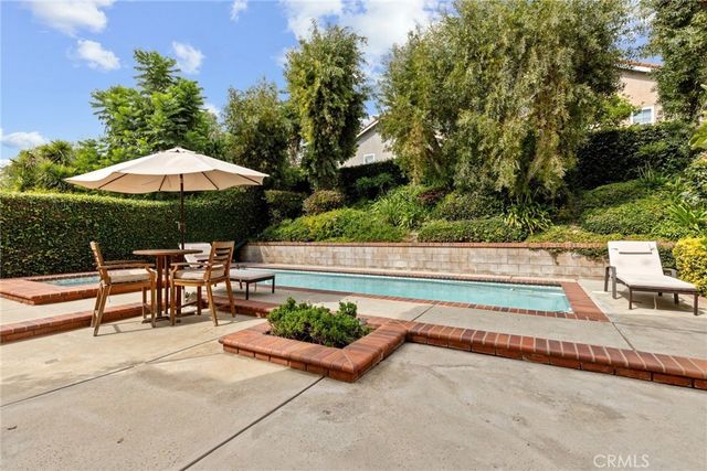 12401 Willow Forest Drive, Moorpark