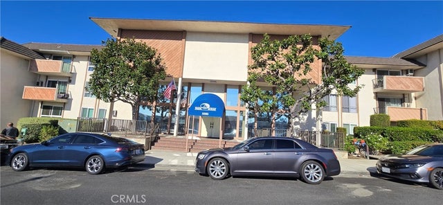 5585 E Pacific Coast, Long Beach