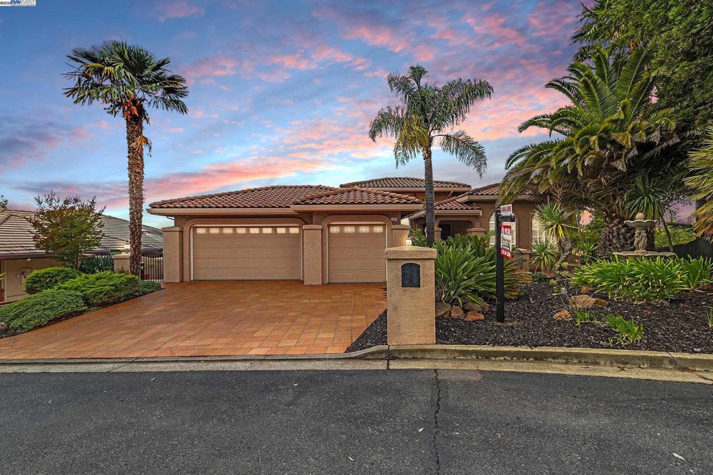 Photo of Listing #41115023